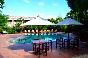 Bagan Hotel - Shwe Yee Pwint Swimming Pool