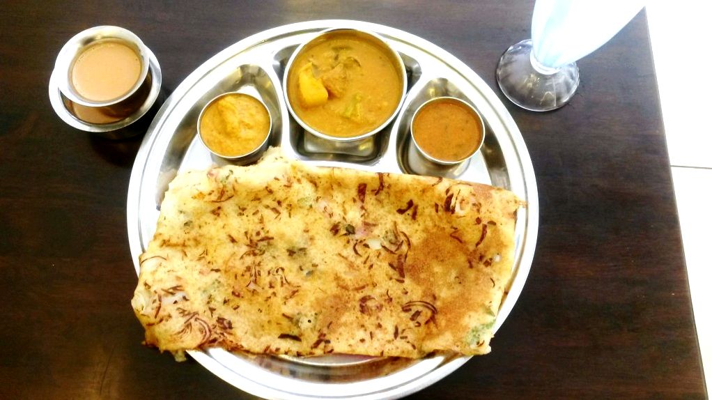 Masala tea with Indian meal